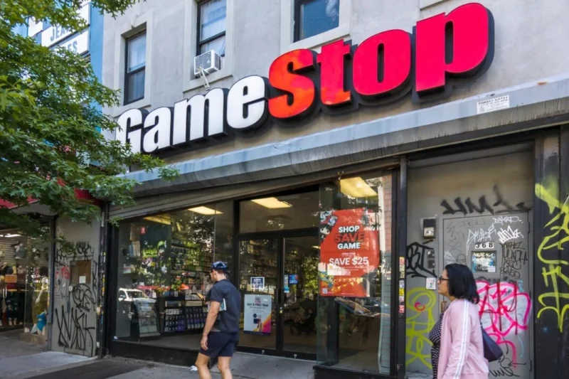 CEO da GameStop afirma que o fim dos jogos físicos é irrelevante