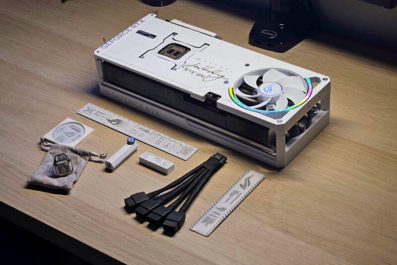 Artista 3D compra RTX 5090 usada e descobre que é uma edição raríssima assinada por Jensen Huang