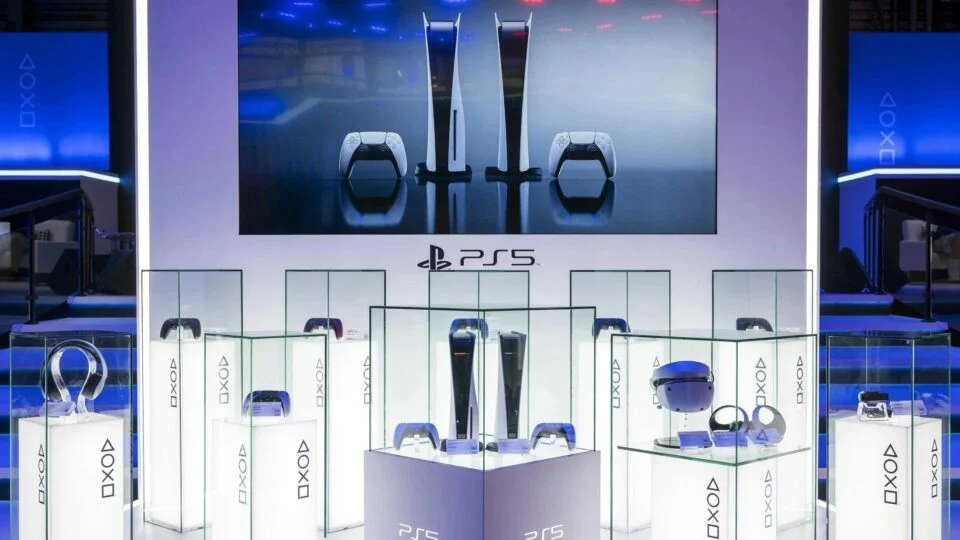 Ex-chefe do PlayStation defende que Sony prolongue ao máximo a geração do PS5 2 Sony
